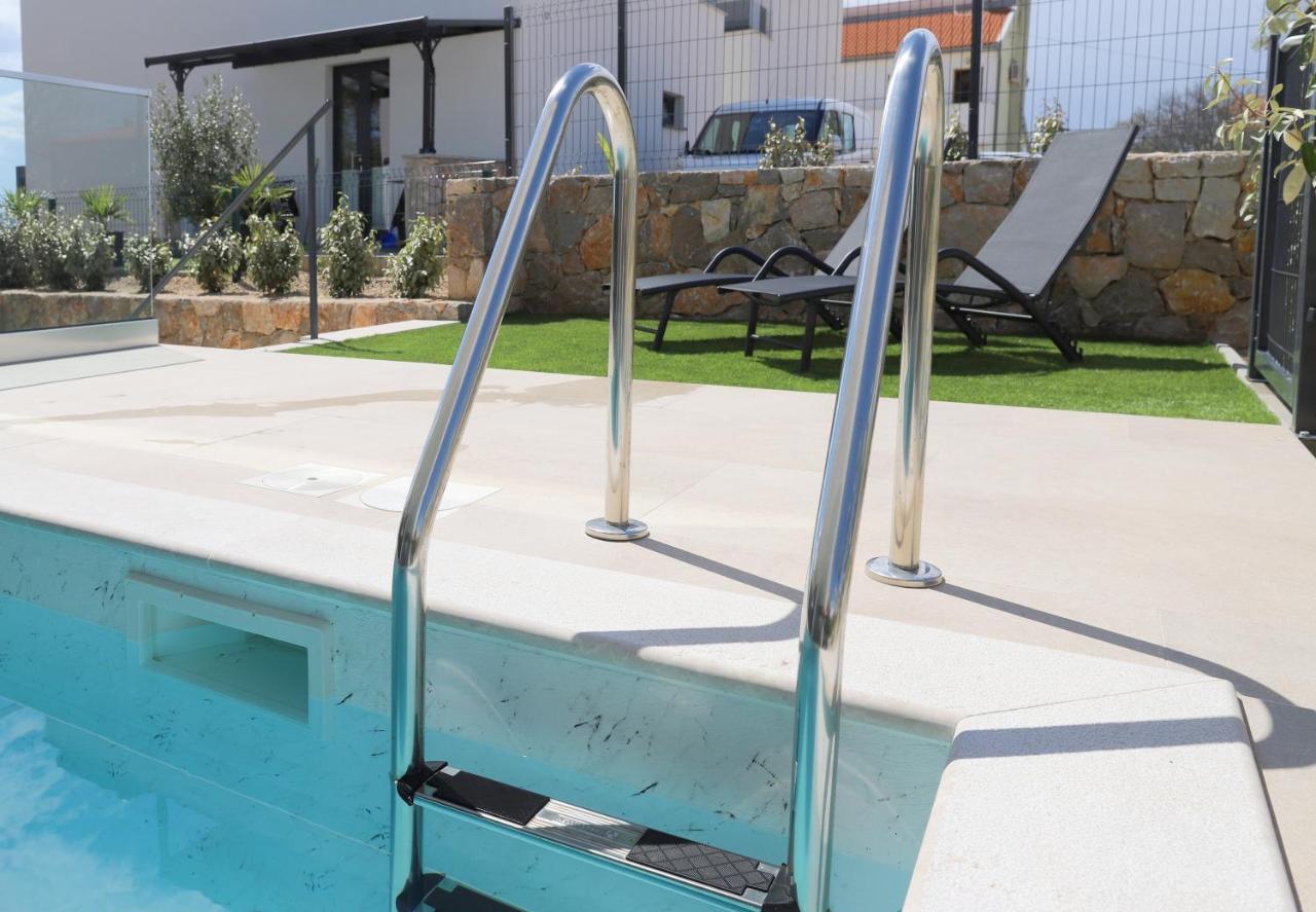 Brand New Apartment With Private Pool นยีวีเซ ภายนอก รูปภาพ