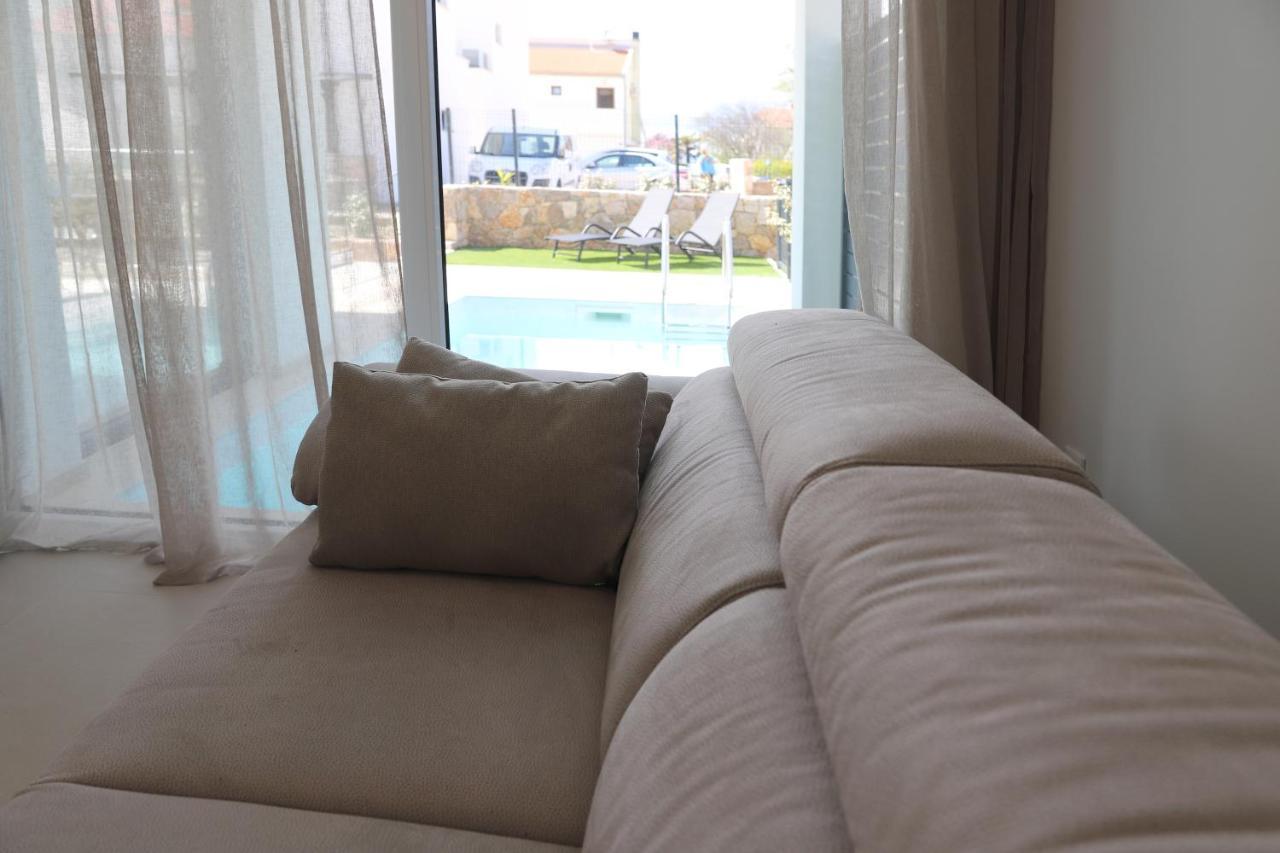 Brand New Apartment With Private Pool นยีวีเซ ภายนอก รูปภาพ